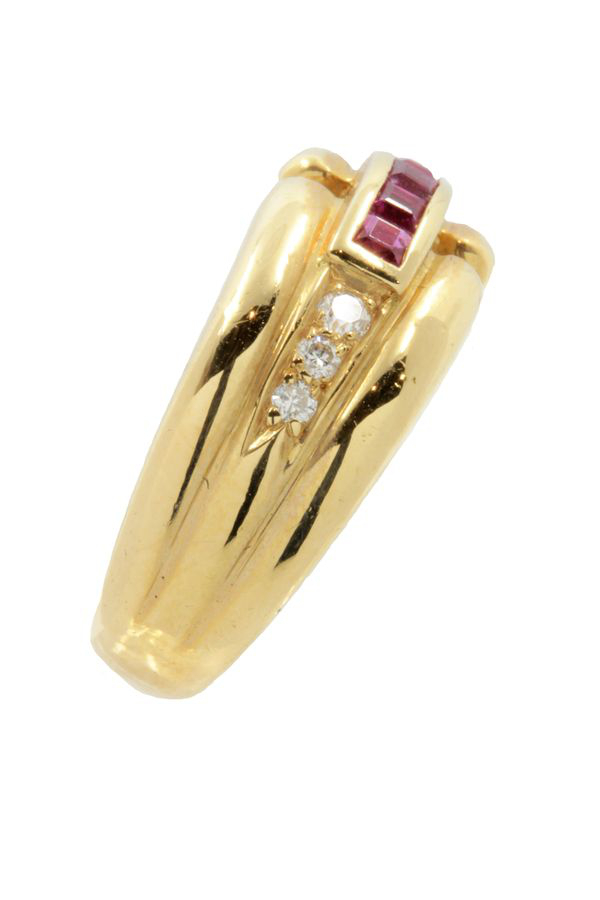 Bague-moderne-rubis-diamants-or-18k-occasion-6987