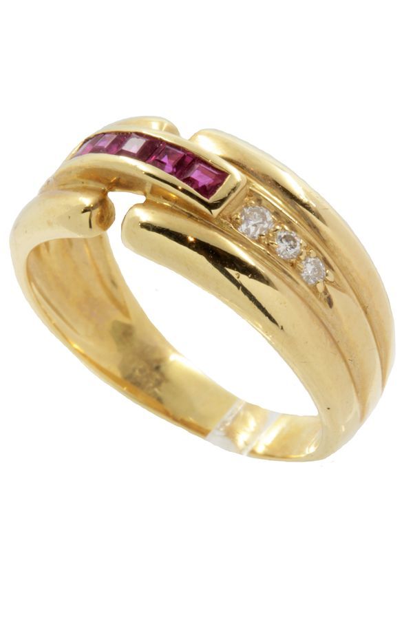Bague-moderne-rubis-diamants-or-18k-occasion-6992