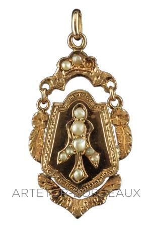 Pendentif-Napoleon-III-Perles-or-18k-occasion-2912-zoom-1.jpg