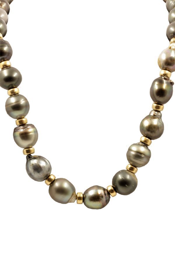 Collier-perles-noires-or-18k-occasion-5536