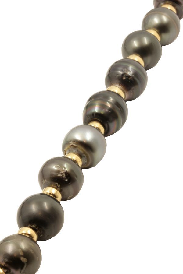 Collier-perles-noires-or-18k-occasion-5537