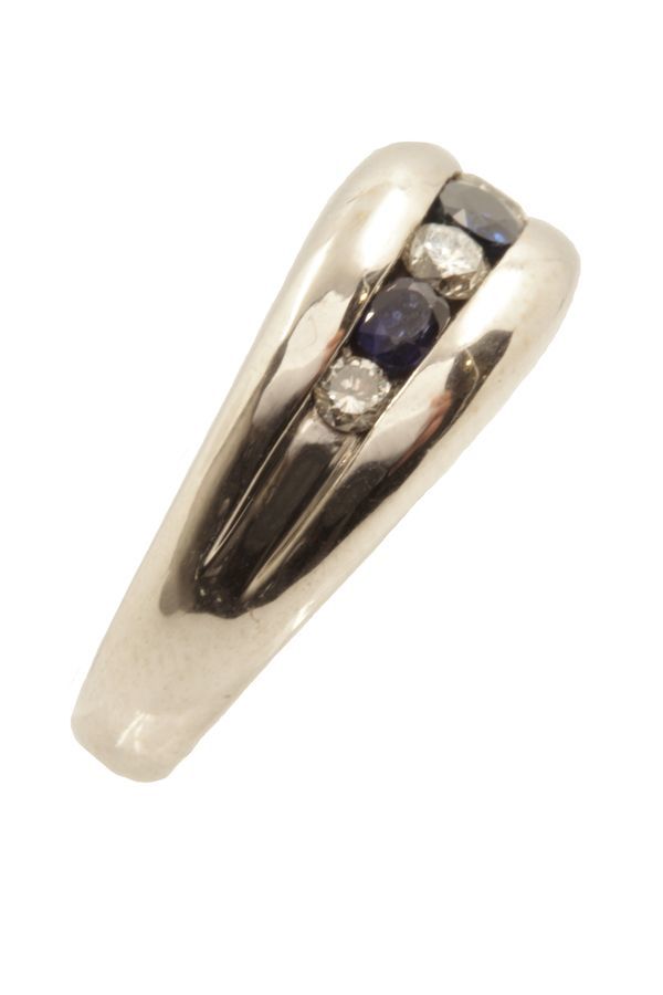 Bague-moderne-saphirs-diamants-or-18k-occasion-5992