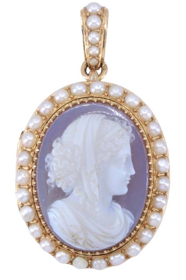 BROCHE PENDENTIF CAMÉE ET PERLES, photo 2 sur 3
