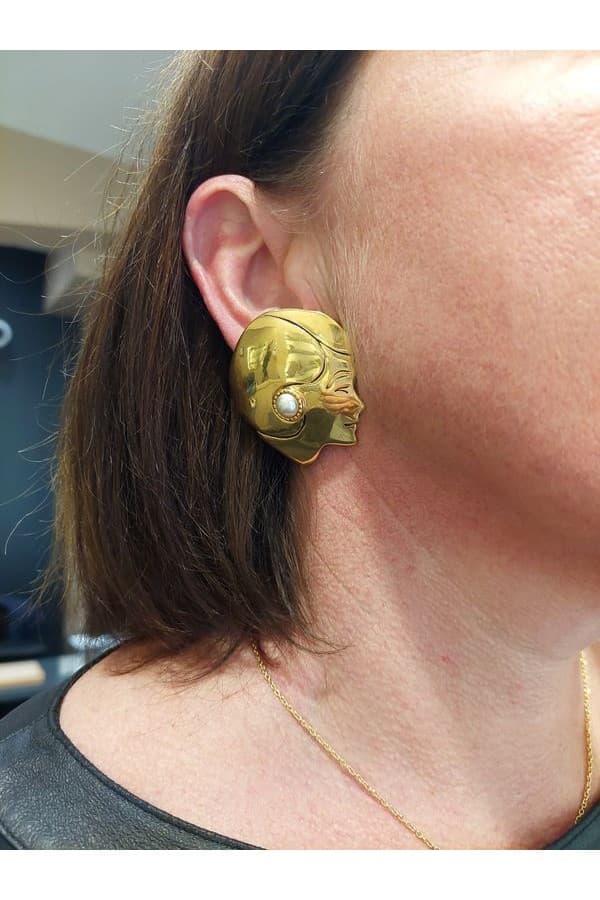 Clips Signés Chanel - photo 2