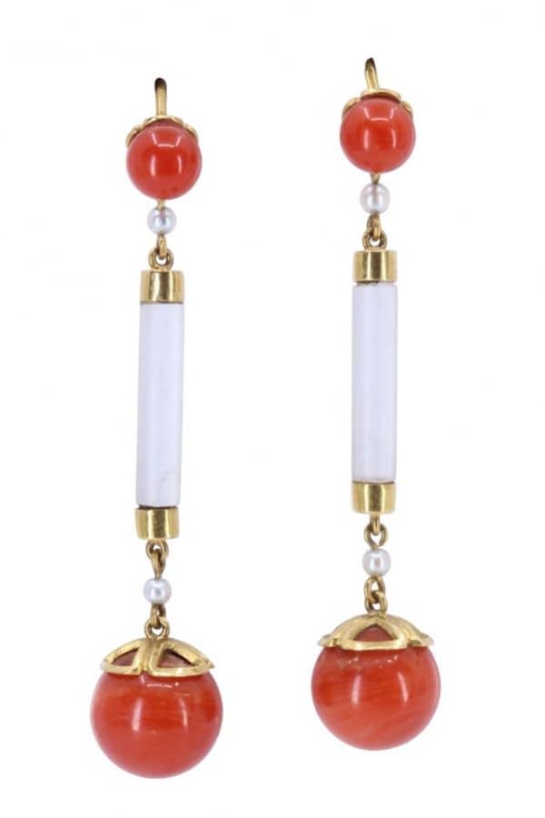 BOUCLES D'OREILLES CORAIL ET PERLES, photo 2 sur 3