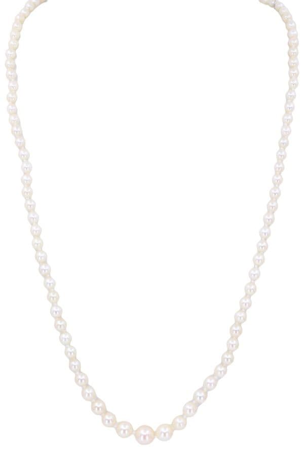 Collier de Perles en Chute