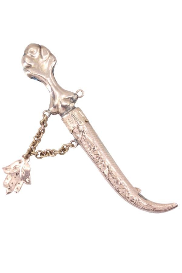 Broche Sabre