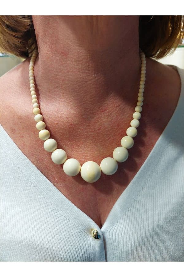 Collier Ancien en Ivoire - photo 2
