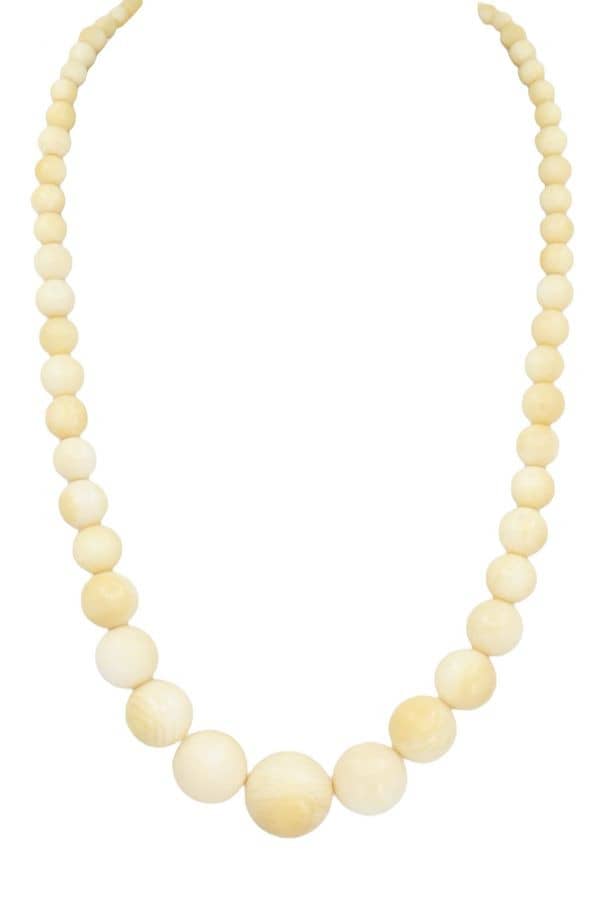COLLIER ANCIEN IVOIRE, photo 2 sur 3