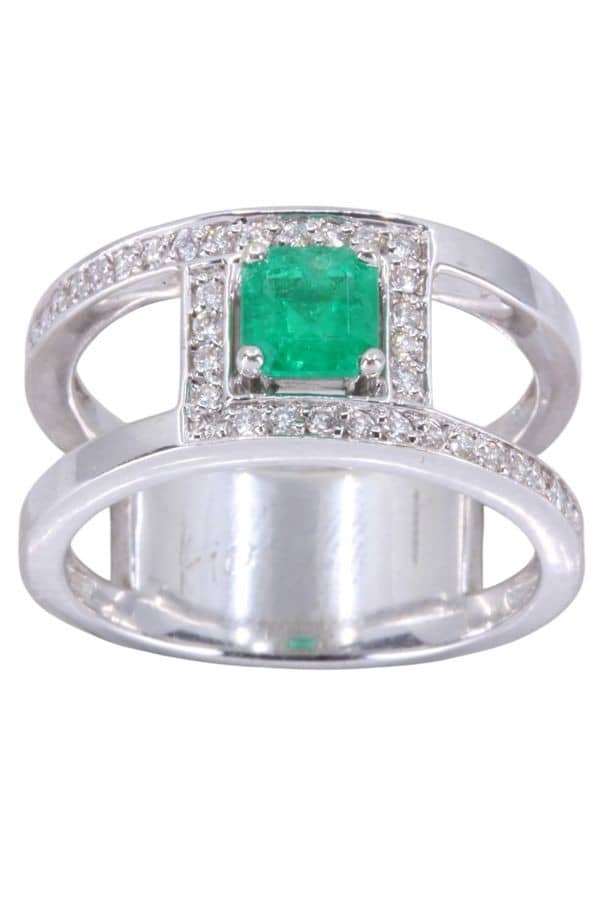 BAGUE MODERNE ÉMERAUDE ET DIAMANTS, photo 2 sur 3