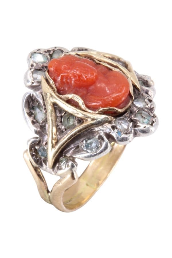 Bague Ancienne Camée Corail et Diamants - photo 3