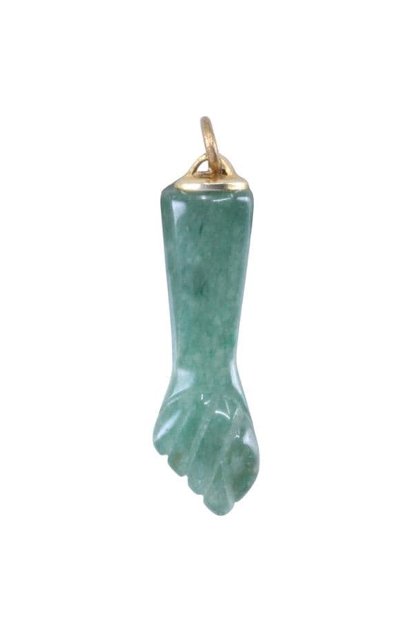 Pendentif \"mano Figa\" en Jade