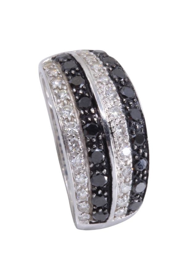 Bague Moderne Diamants Noirs et Blancs - photo 5