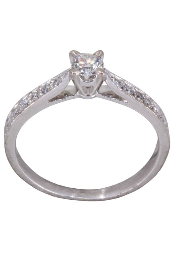 Solitaire Moderne Diamants