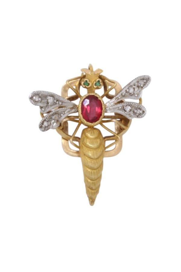 Coulant de Sautoir Ancien Insecte