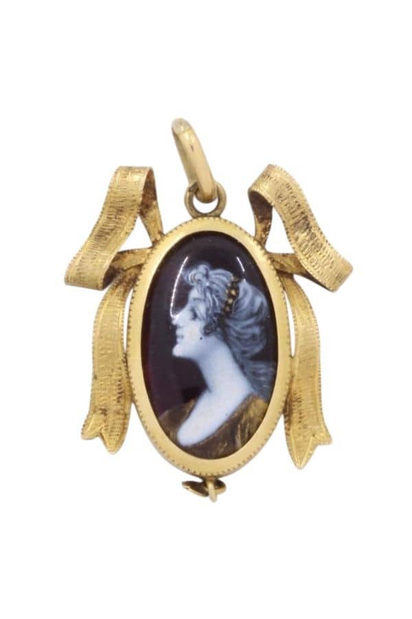 PENDENTIF ÉMAIL DE LIMOGES, photo 2 sur 3