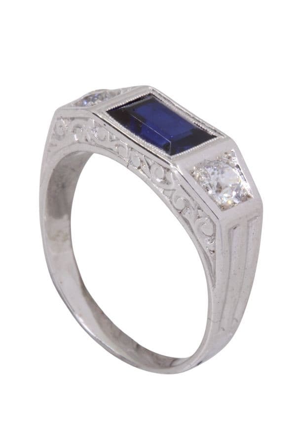 Bague Art-Déco Saphir et Diamants - photo 4