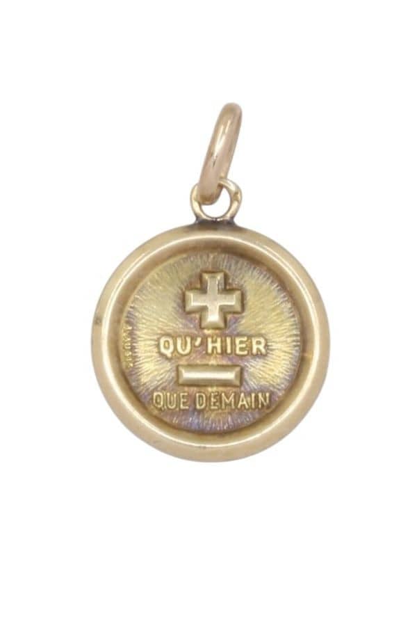 MEDAILLE D'AMOUR A.AUGIS, photo 2 sur 3